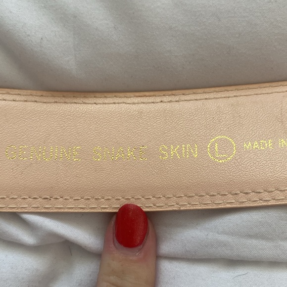 Dame Vintage Snake Skin Belt L (40”) cream - Picture 3 of 7